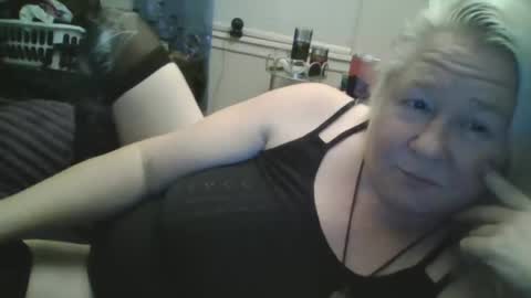 Snapshot of whipsnap19 chatting on 10-27-25, 10:52 whipsnap19 online show from 10-27-25, 10:52