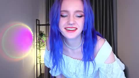 RunayWitch online show from 10-13-25, 10:32