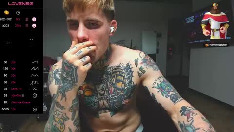 Max online show from 12-22-24, 03:33