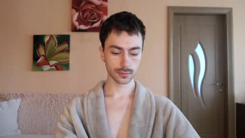 Tom online show from 07-12-26, 12:40