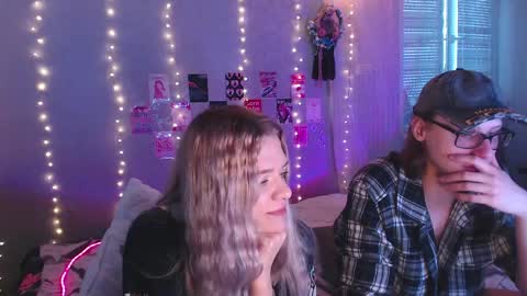 Melania and Mikey online show from 05-05-26, 01:30