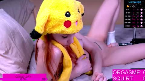 Snapshot of white_widow_ chatting on 02-18-26, 11:39 white_widow_ online show from 02-18-26, 11:39