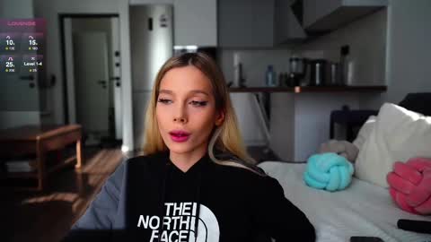 Kate  online show from 02-22-25, 06:39