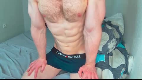 whitebars22 online show from 05-13-26, 06:33