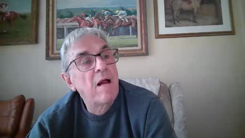 whitebriefs009 online show from 09-17-25, 02:08