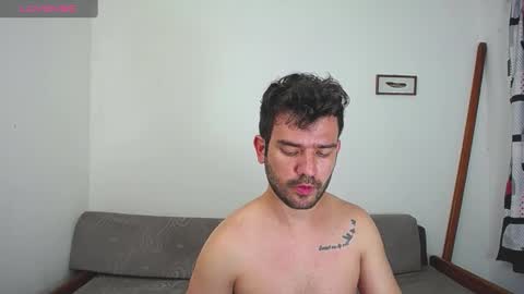 Snapshot of whitedylan9 chatting on 01-11-25, 09:57 Dylan white online show from 01-11-25, 09:57