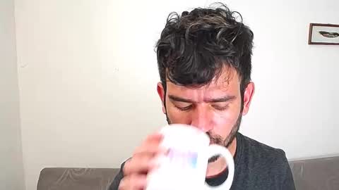 Snapshot of whitedylan9 chatting on 01-15-25, 05:47 Dylan white online show from 01-15-25, 05:47