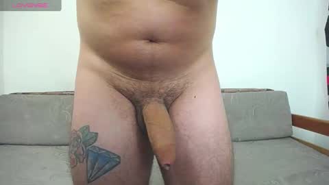 Snapshot of whitedylan9 chatting on 01-20-25, 04:23 Dylan white online show from 01-20-25, 04:23