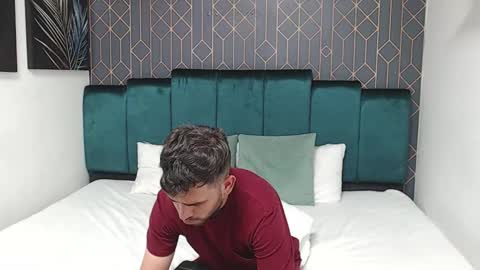 Snapshot of whitedylan9 chatting on 02-04-25, 08:59 Dylan white online show from 02-04-25, 08:59