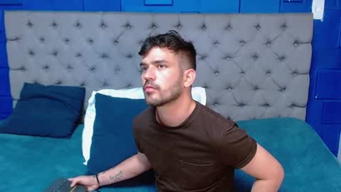 Snapshot of whitedylan9 chatting on 02-07-25, 08:31 Dylan white online show from 02-07-25, 08:31