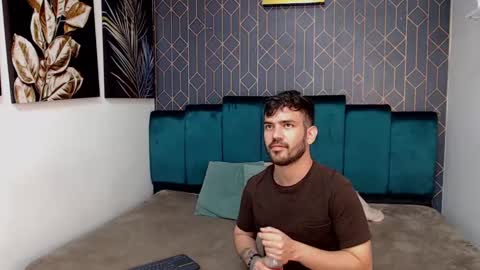 Snapshot of whitedylan9 chatting on 02-11-25, 05:40 Dylan white online show from 02-11-25, 05:40