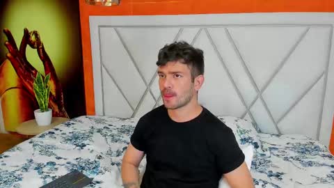 Snapshot of whitedylan9 chatting on 02-24-25, 06:26 Dylan white online show from 02-24-25, 06:26