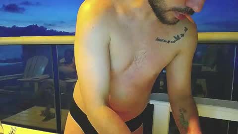 Snapshot of whitedylan9 chatting on 09-09-25, 11:37 Dylan white online show from 09-09-25, 11:37