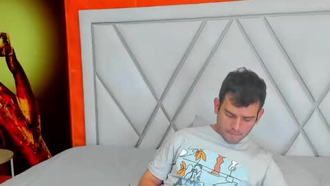 Snapshot of whitedylan9 chatting on 09-30-25, 06:46 Dylan white online show from 09-30-25, 06:46