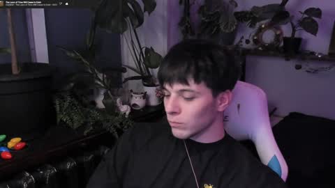 Snapshot of whiteegrimm chatting on 01-09-25, 06:26 Gus online show from 01-09-25, 06:26