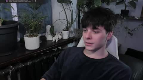 Snapshot of whiteegrimm chatting on 02-13-25, 11:26 Gus online show from 02-13-25, 11:26