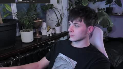 Snapshot of whiteegrimm chatting on 02-27-25, 08:31 Gus online show from 02-27-25, 08:31