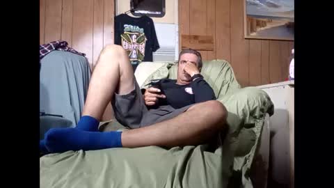 Snapshot of whitelion67 chatting on 12-19-25, 10:17 whitelion67 online show from 12-19-25, 10:17