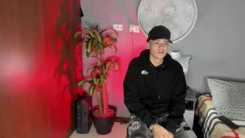 whiteman_0 online show from 10-14-25, 02:34
