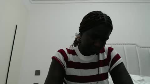 whitenightandqueen online show from 04-14-26, 08:59