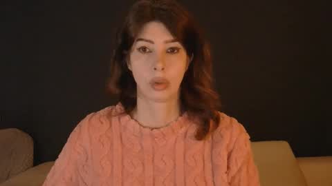 Snapshot of whitequeen888 chatting on 01-18-26, 03:49 White Queen online show from 01-18-26, 03:49