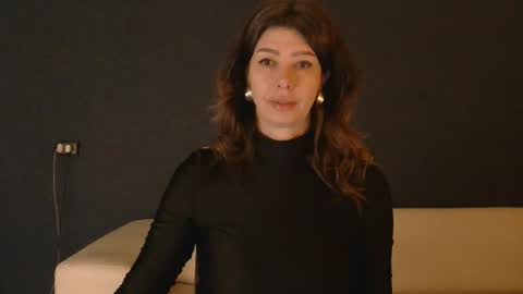 White Queen online show from 03-24-26, 04:06