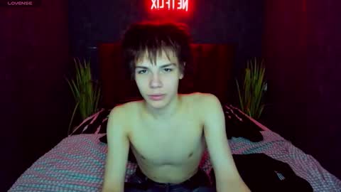 Geoffrey online show from 10-23-25, 01:21