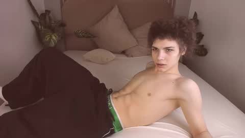 Snapshot of whiterabbit342 chatting on 02-14-26, 05:43 Geoffrey online show from 02-14-26, 05:43