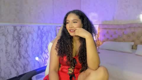 Snapshot of whitneybrown_ chatting on 11-19-25, 02:11 Whitney online show from 11-19-25, 02:11