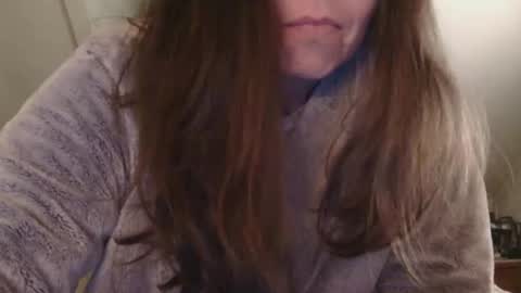 Snapshot of who_is_miss_dior chatting on 01-19-26, 06:28 Miss Dior online show from 01-19-26, 06:28