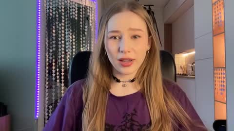 Alisa online show from 01-10-25, 07:14