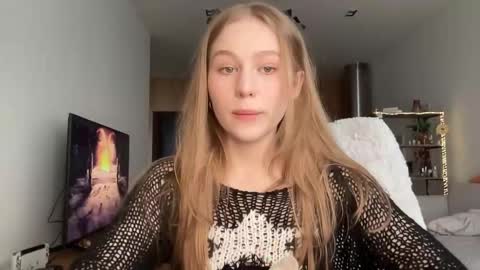 Alisa online show from 09-12-25, 07:41