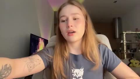 Alisa online show from 10-05-25, 06:34