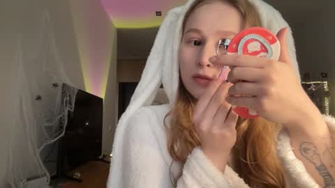 Alisa online show from 10-29-25, 07:54