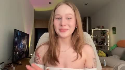 Alisa online show from 03-08-26, 07:56