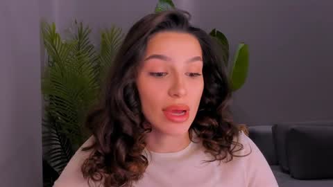 Snapshot of whoislulu chatting on 12-20-24, 09:54 whoislulu online show from 12-20-24, 09:54