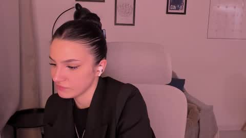 Snapshot of whoislulu chatting on 03-04-26, 03:51 whoislulu online show from 03-04-26, 03:51