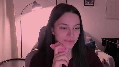 Snapshot of whoislulu chatting on 03-15-26, 07:42 whoislulu online show from 03-15-26, 07:42