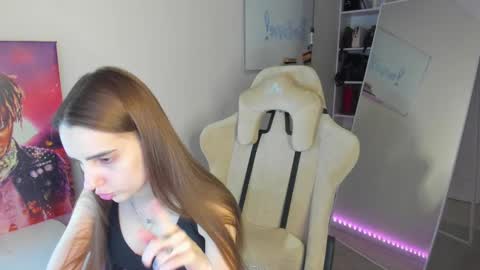 Snapshot of whole_eternity chatting on 01-05-25, 01:15 Abby online show from 01-05-25, 01:15