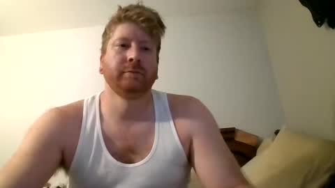Snapshot of whorehey19 chatting on 09-28-25, 01:33 whorehey19 online show from 09-28-25, 01:33