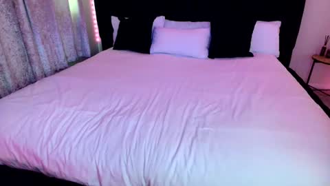 Little Whorey Tori online show from 11-11-25, 02:28