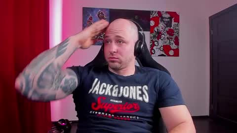 VI online show from 04-21-26, 03:50