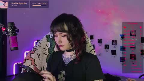 Snapshot of whysosweet chatting on 10-09-25, 12:19 iggy iggz online show from 10-09-25, 12:19