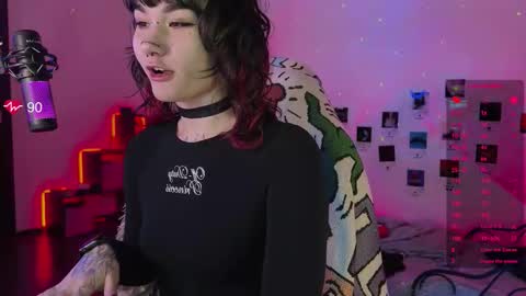 Snapshot of whysosweet chatting on 10-14-25, 01:28 iggy iggz online show from 10-14-25, 01:28