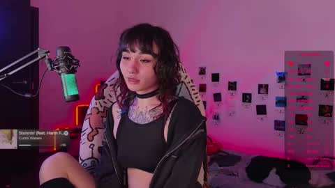 Snapshot of whysosweet chatting on 10-21-25, 12:44 iggy iggz online show from 10-21-25, 12:44