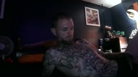 whyteboi8989 online show from 09-19-25, 03:08