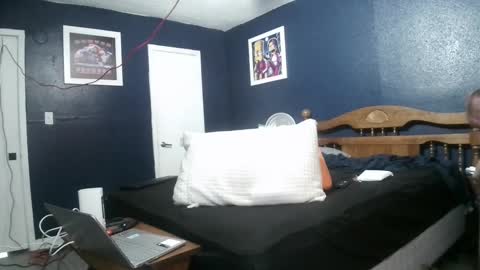 whyteboi8989 online show from 09-26-25, 02:48