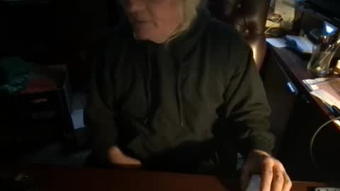 stevie online show from 11-19-25, 09:48