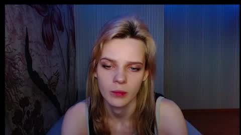 Victoria online show from 09-25-25, 06:22