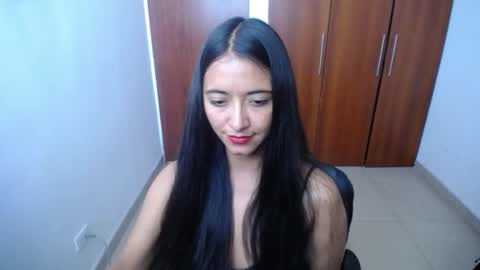 Snapshot of wifhot chatting on 01-07-25, 02:41 Ilauren online show from 01-07-25, 02:41